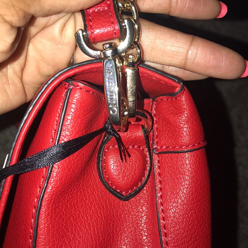 VALENTINO RED HEART  BNWT - Picture 6 of 10